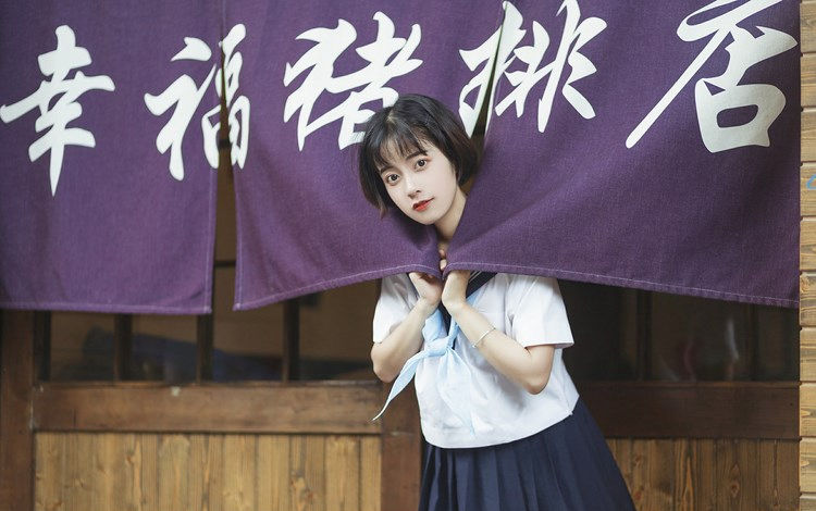 疏忽大意的女孩汉化直装版,汉化失误引发玩家不满,游戏开发者面临质量挑战-1
