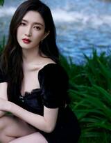 娇小vs黑人巨大,身高差异的阴影 娇小与巨人的双重恐惧-1