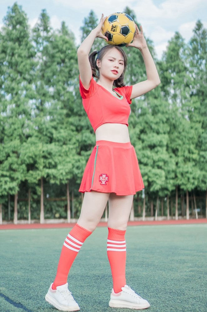 一个好妈妈光头强驿,单亲妈妈用爱点亮社区,坚韧精神感动无数人-1